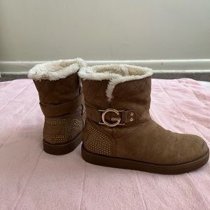 GUESS winter boots